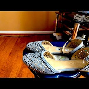 New sandals brand new and great!